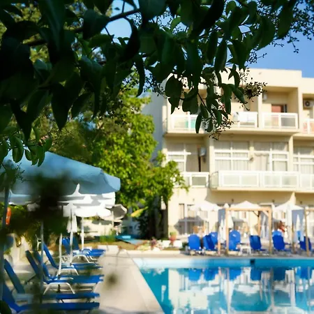 Amalia - Adults Only 3*